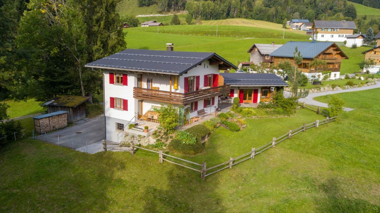 Apartamento Haus Kipfen Sibratsgfäll Exterior foto